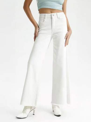 MISS BONBON Jeans Donna Cropped Flared Bianchi - Miss Bonbon Premium Denim Collection ZX-3477