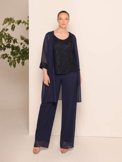 Elegant curvy three-piece chiffon set