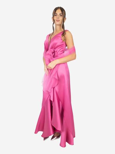 Long taffeta evening dress with ruffle and stole
