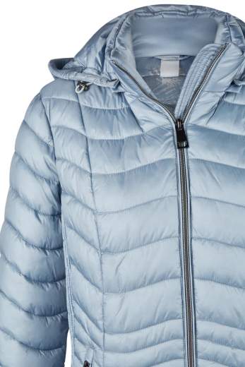 BARBARA LEBEK 31040052