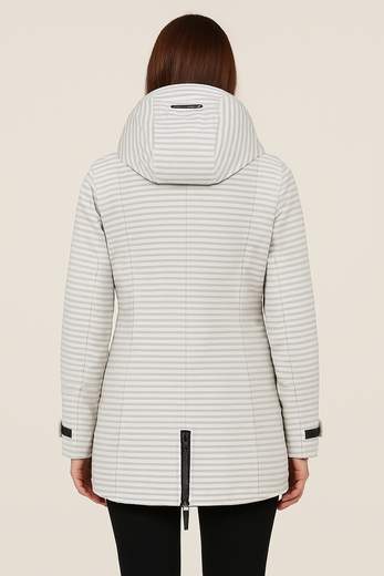 BARBARA LEBEK 70260032