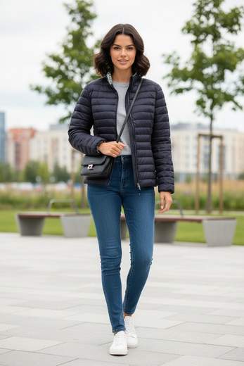 BARBARA LEBEK 70730032