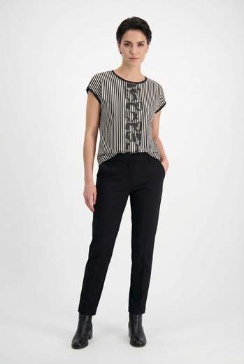 BARBARA LEBEK 56200062