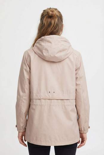 BARBARA LEBEK 50410062