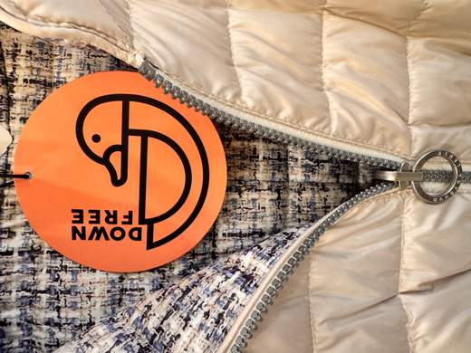 BARBARA LEBEK 70710032