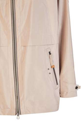 BARBARA LEBEK 50410062