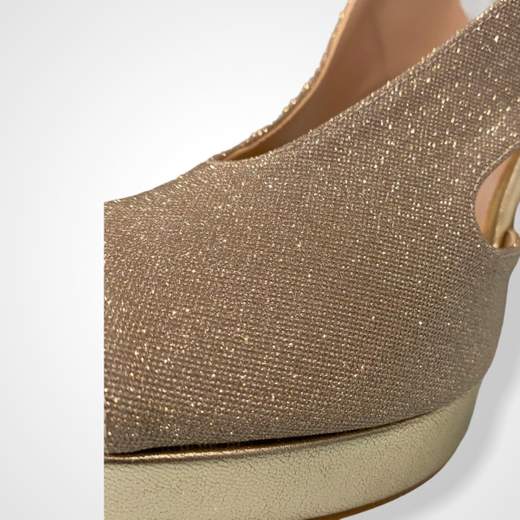 A 7039 colore oro platino