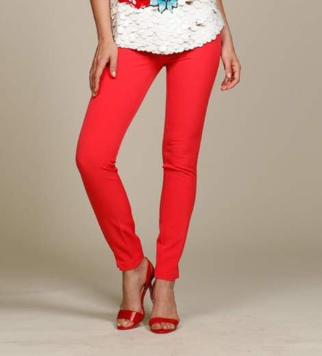 CRISTINA EFFE 0418 2328