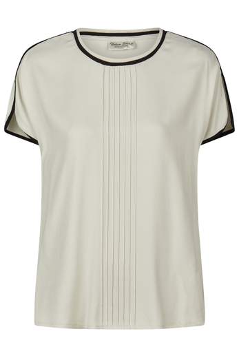 BARBARA LEBEK 60610062