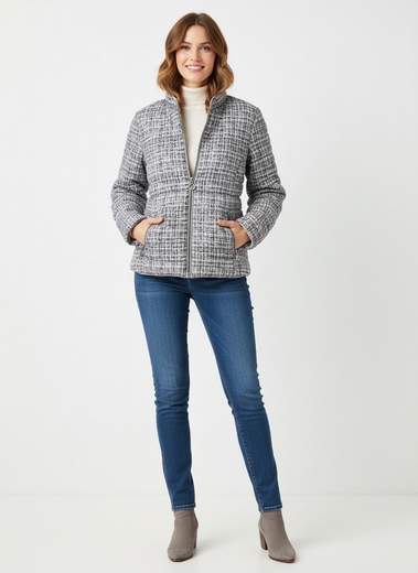 BARBARA LEBEK 70710032