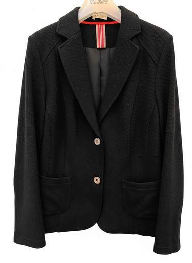 BARBARA LEBEK 42010052