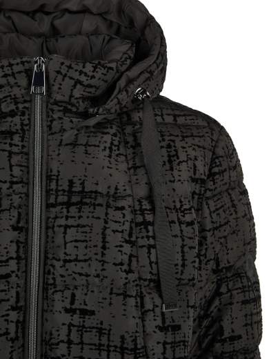 BARBARA LEBEK 30670052