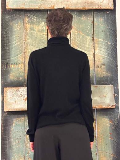 Absolut Cashmere THEMIS 26