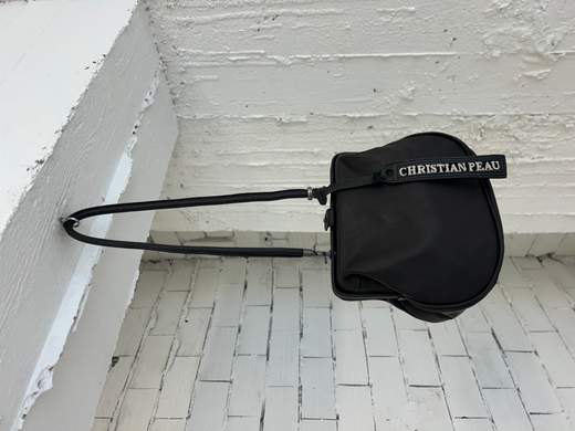 Christian Peau 06444 25