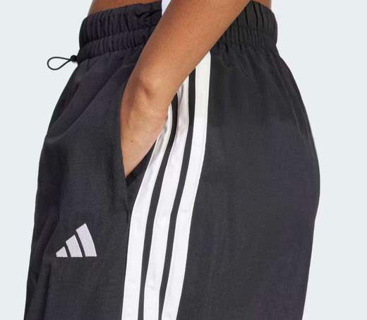 ADIDAS JE1306