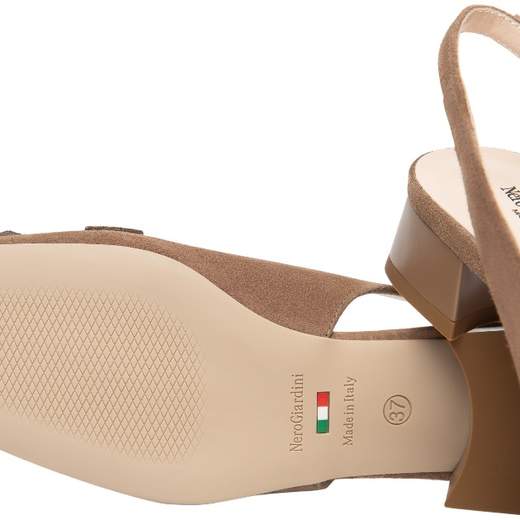 NeroGiardini E615501D