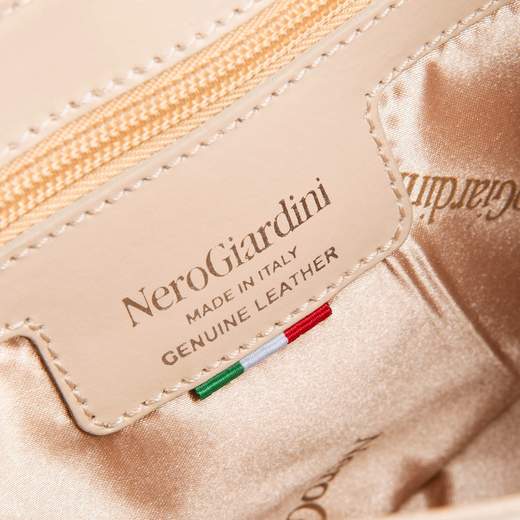 NeroGiardini E443710D