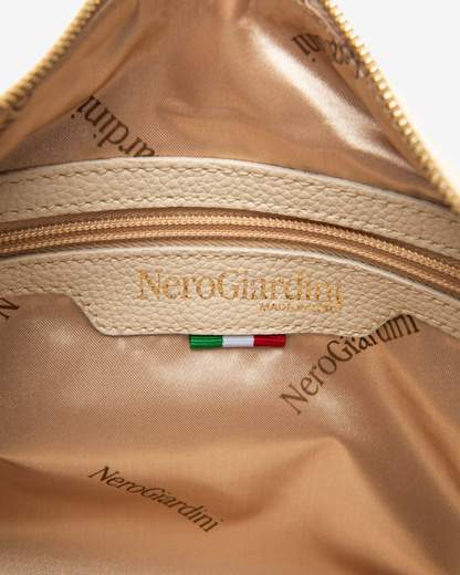 NeroGiardini E644082D
