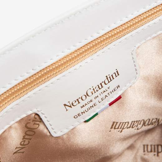 NeroGiardini E443710D