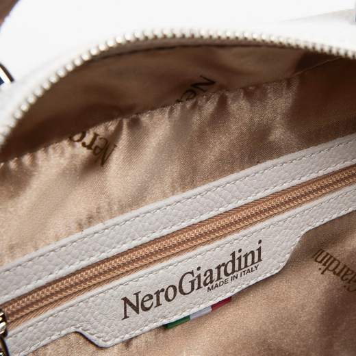 NeroGiardini E443752D