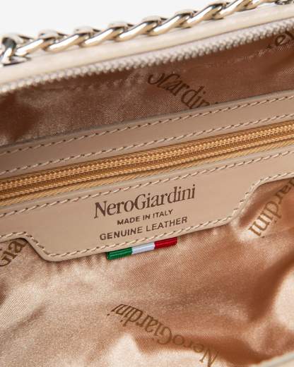 NeroGiardini E443713D