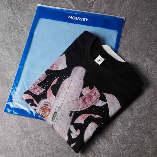 Noissey PINKMONEY