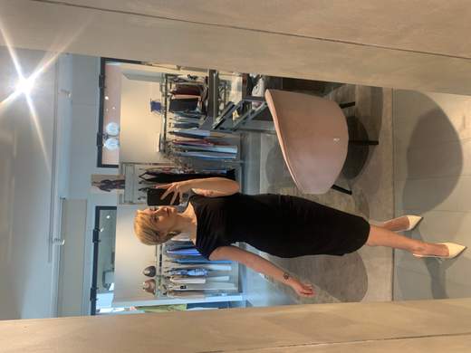 VERONIQUE ROSES ABITO