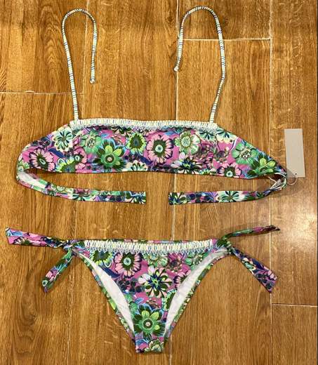 FREE BEACH BIKINI