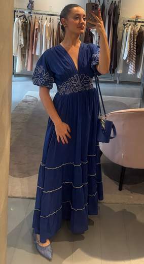 Abito Lungo Blu Con Ricami E Maniche A Palloncino Agatha