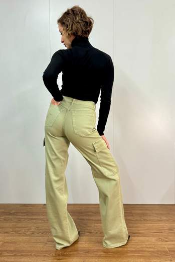 Jeans A Gamba Dritta Con Tasconi Much Money