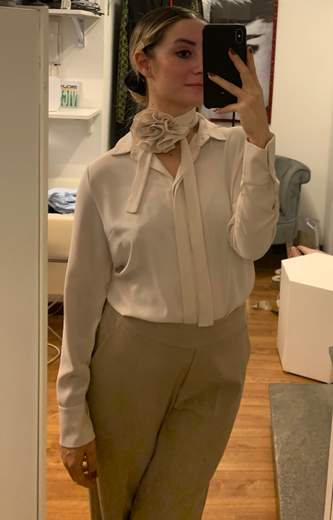 Camicia Classica Con Fiore Al Collo Giorgia Plus