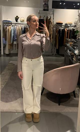 Jeans Bianco Con Strappi Sul Ginocchio MARYLEY