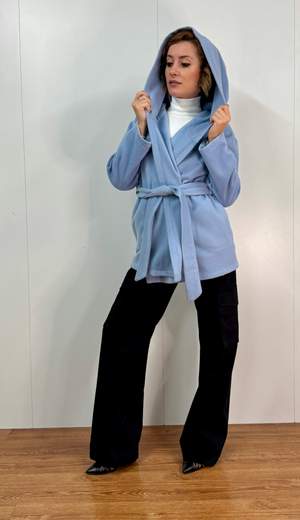 Cappotto Corto Con Cintura Carla G