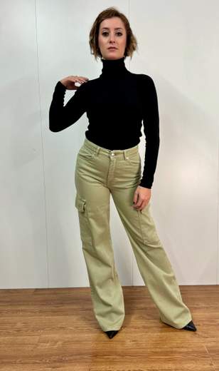 Jeans A Gamba Dritta Con Tasconi Much Money