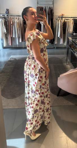 Abito Lungo A Fiori Bianco Con Balze Agatha