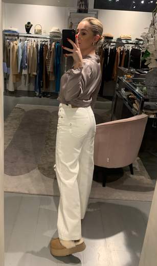 Jeans Bianco Con Strappi Sul Ginocchio MARYLEY