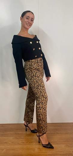 Giacchina Con Scollo A Barchetta E Bottoni Oro Giovanni De Fazio