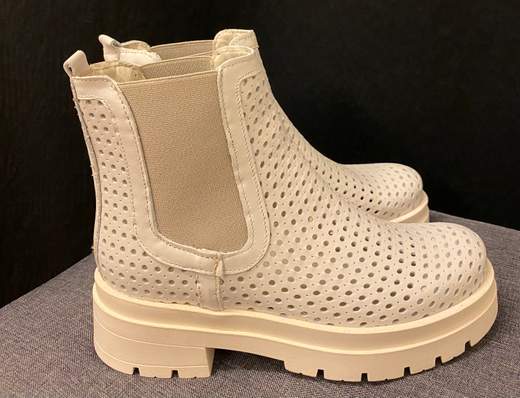 Stivaletto Traforato Divine Follie