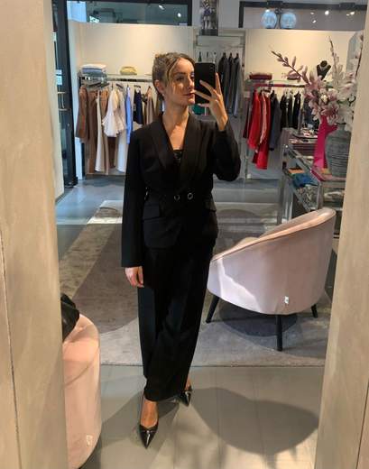 Giacca In Crepe Con Rever Sciallato Kartika