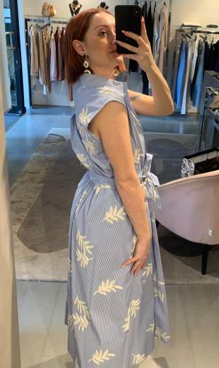 Camicia Senza Maniche Rigata Con Ricami Kartika