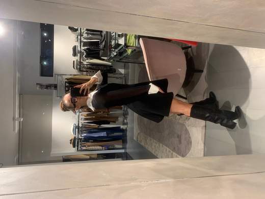 Abito Corto Nero Con Colletto E Polsi Bianchi Babylon