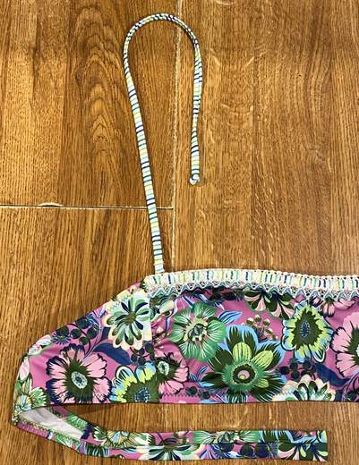 FREE BEACH BIKINI