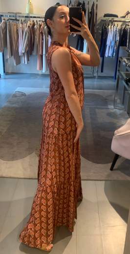 Abito Lungo A Balze Kartika