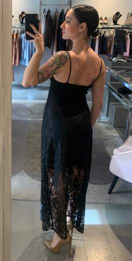 Abito In Pizzo Con Body Kiki Six