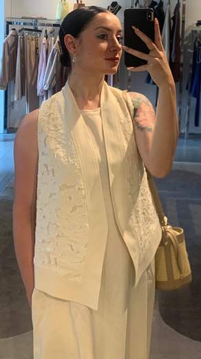 Gilet Devoré Con Bordo E Motivo Kartika