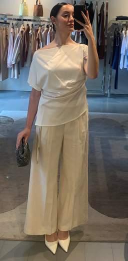 Top Asimmetrico In Raso Kartika