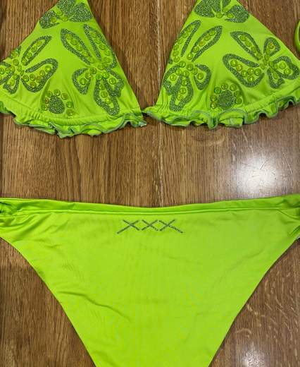 Bikini Fiore Con Applicazione Coppa Free Beach