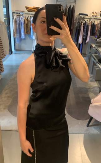 Camicia Smanicata Con Fiocco Carla G