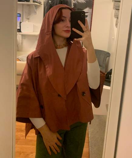 Giubbotto Impermeabile Corto Con Cappuccio Veronique Roses