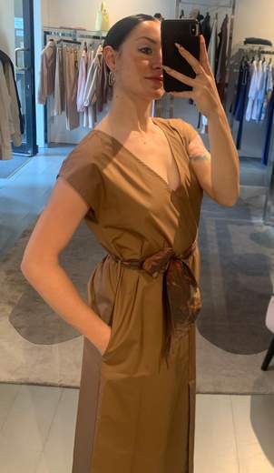 Abito Dritto In Cotone Con Fusciacca Kartika